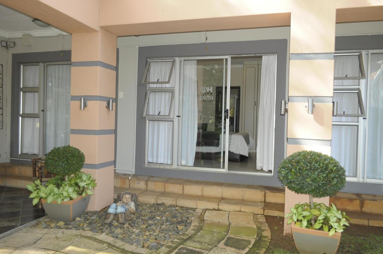 @Home Guest House Рустенбург Екстериор снимка